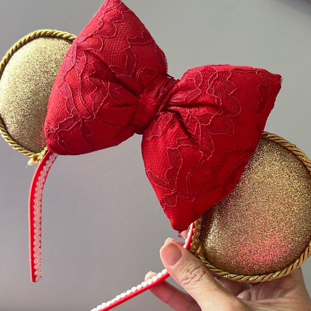 Minnie Mouse Ears